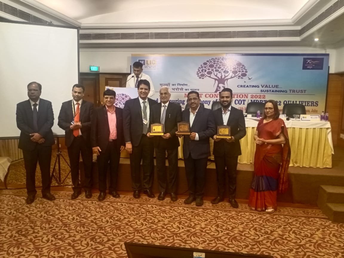LIC MDRT Convention 2022 felicitation of MDRT and COT qualifiers